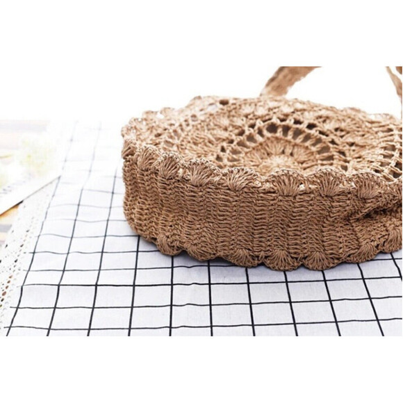 Ruffled Flower Shaped Handbag In Light Brown - Picture 4 of 8